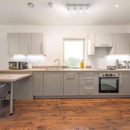 Stayo Apartments Barking Wharf London Eksteriør bilde
