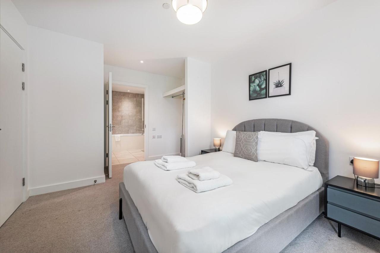 Stayo Apartments Barking Wharf London Eksteriør bilde