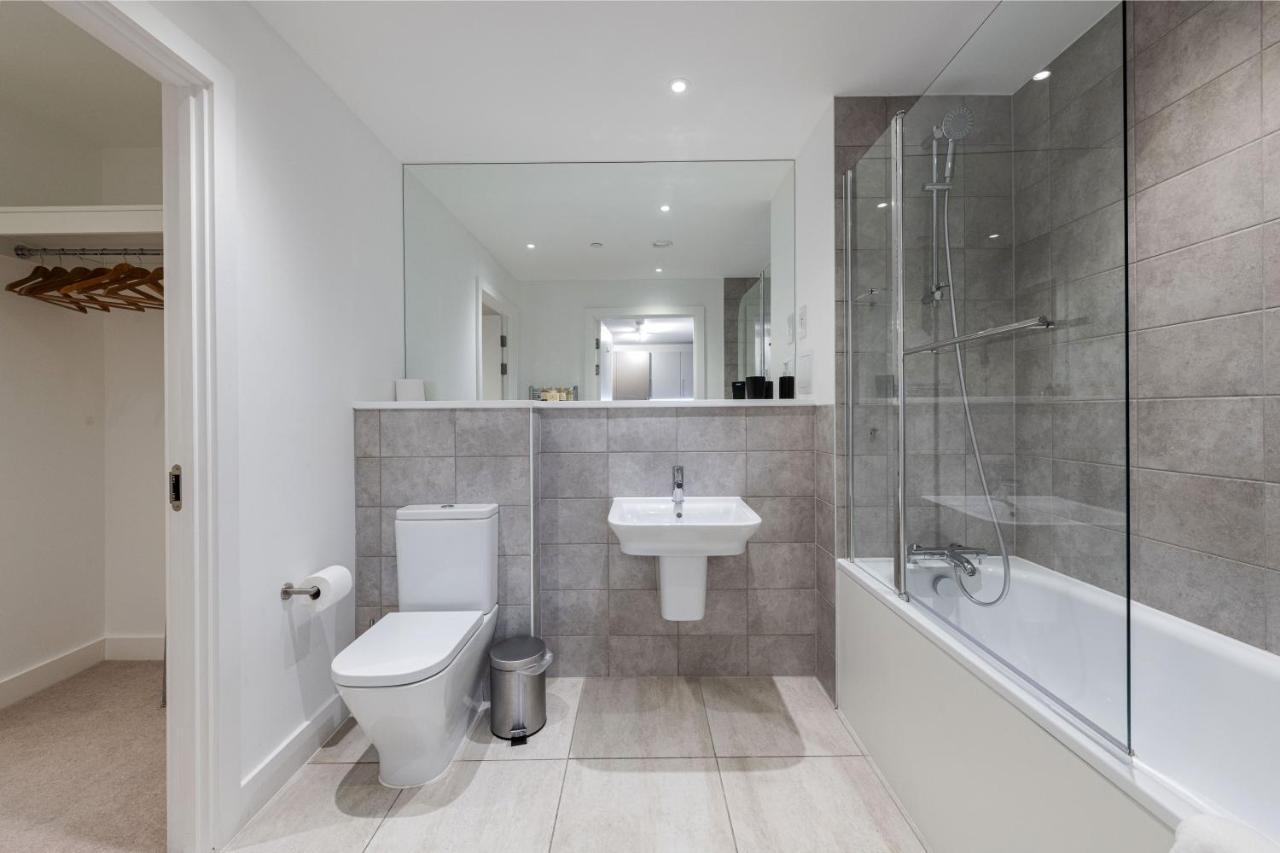 Stayo Apartments Barking Wharf London Eksteriør bilde