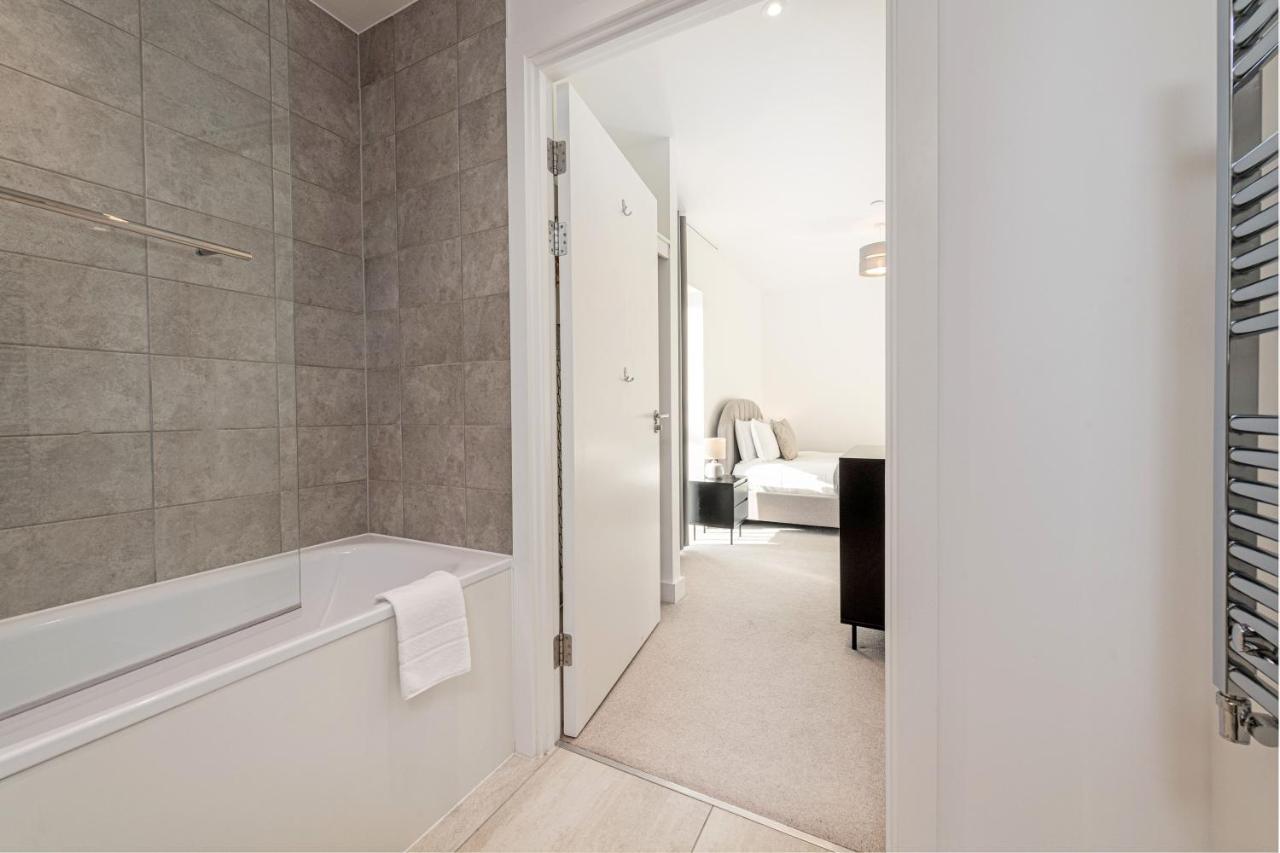 Stayo Apartments Barking Wharf London Eksteriør bilde