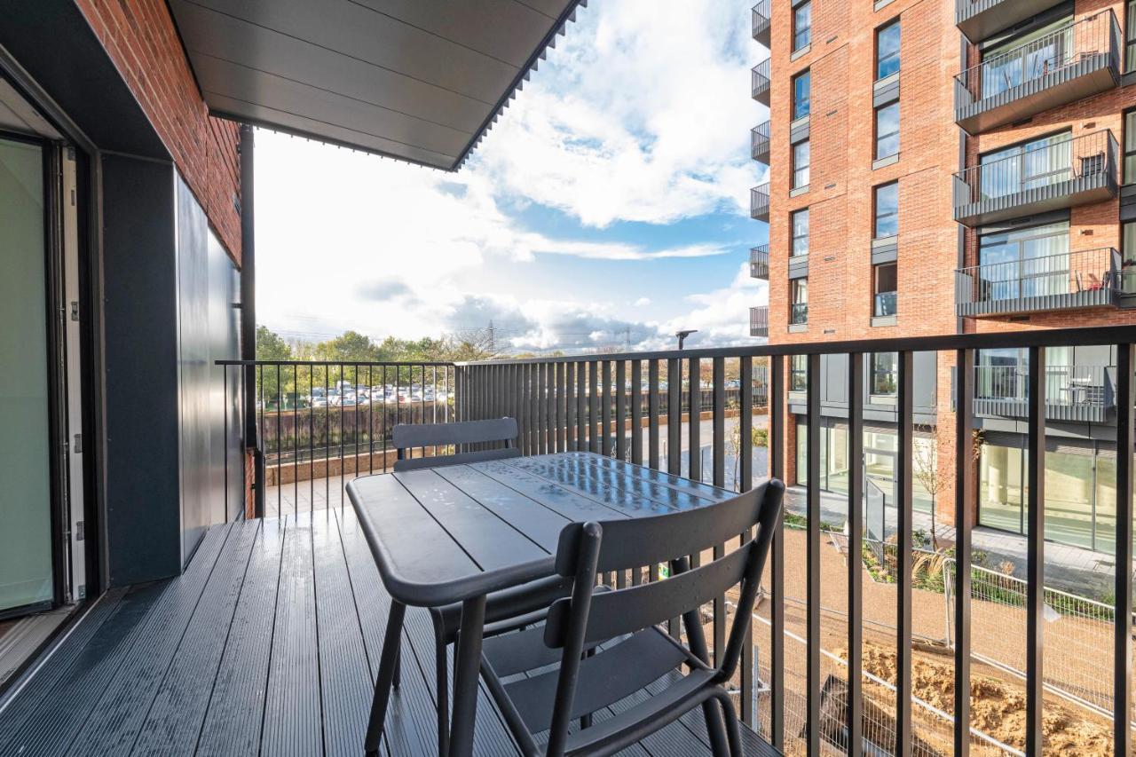 Stayo Apartments Barking Wharf London Eksteriør bilde